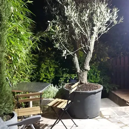 Hébergement de vacances La Vallée *